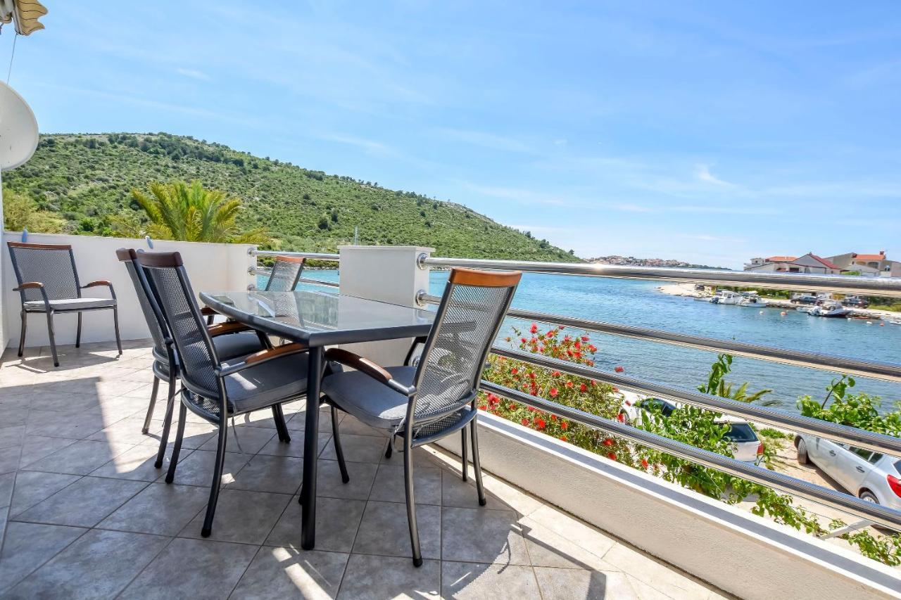 Apartment Bosiljka โรกอซนิซา ภายนอก รูปภาพ